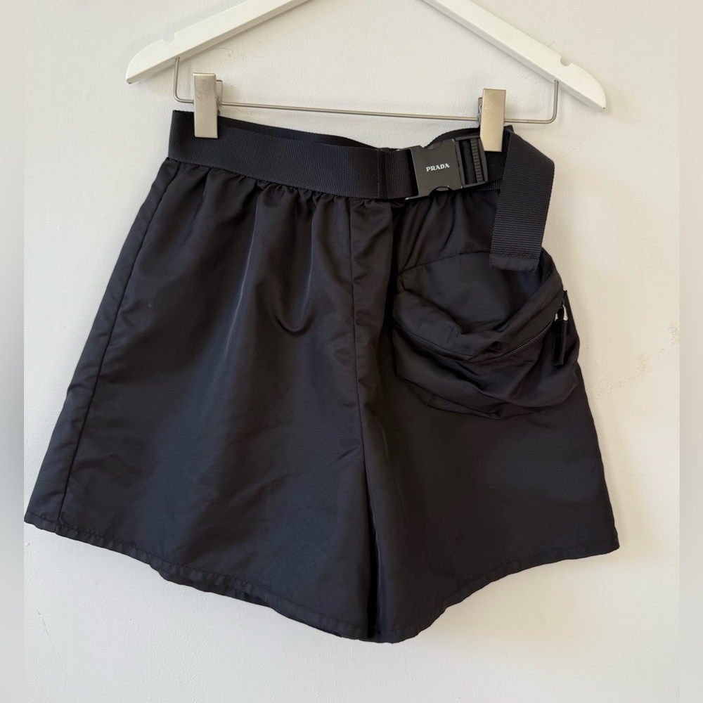 Prada Women's Black Cargo shorts 38/XS